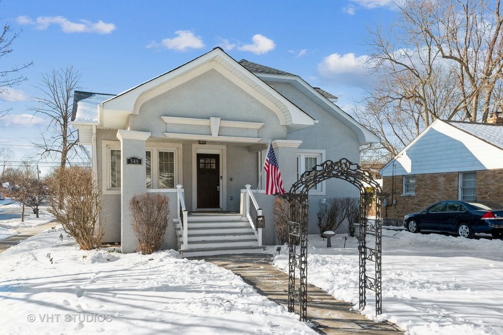 548 S Evergreen Ave, Arlington Heights, IL 60005