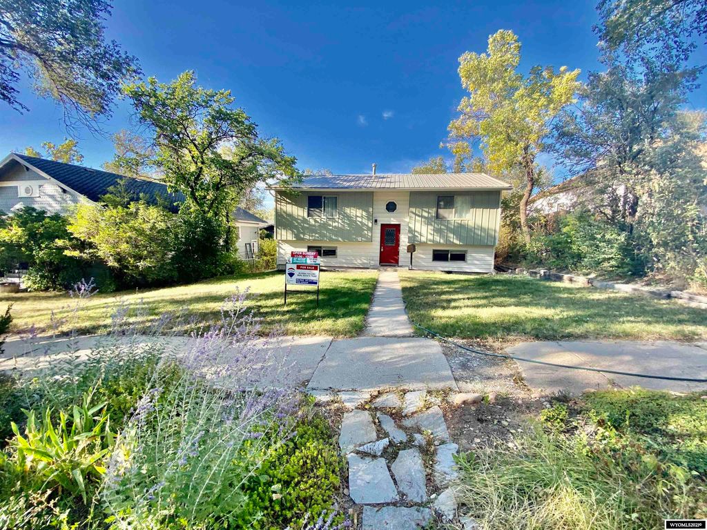 612 E 12th St, Casper, WY 82601