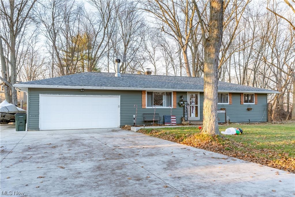 14075 Laurelwood St NW, Canal Fulton, OH 44614 Trulia