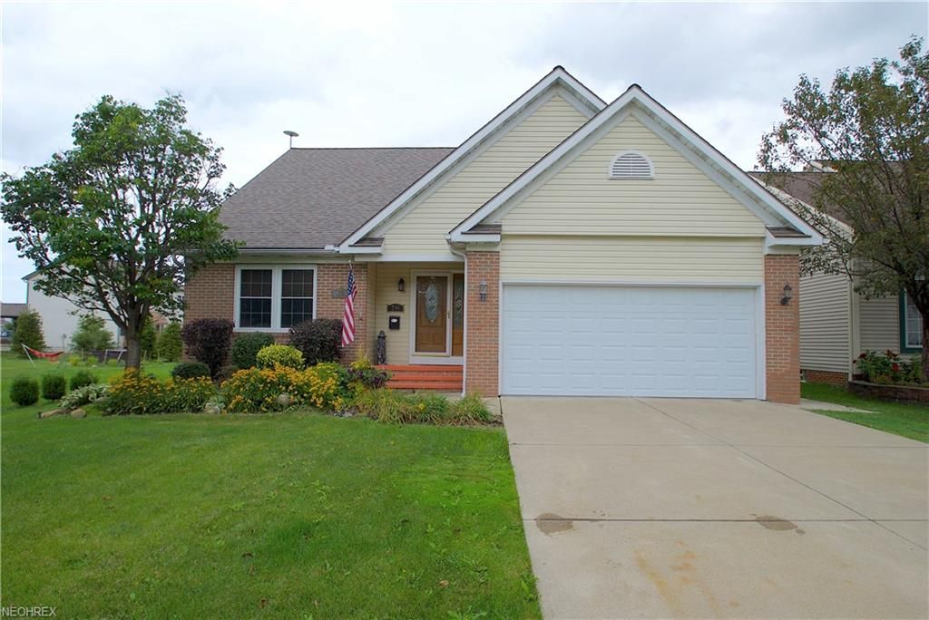 299 E  293rd St, Willowick, OH 44095