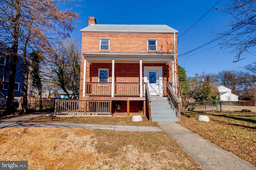 4806 Hamilton St, Hyattsville, MD 20781