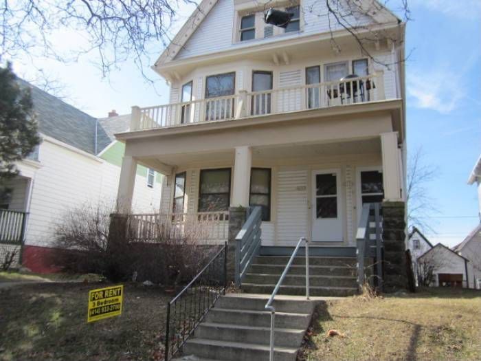 2157 N  40th St, Milwaukee, WI 53208