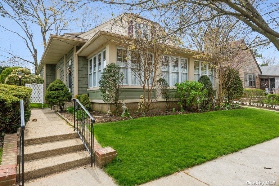 36 Superior Road, Bellerose Village, NY 11001 Trulia