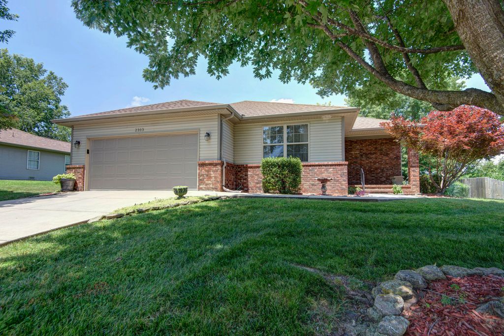 2303 East Moonlight Street, Republic, MO 65738 Trulia