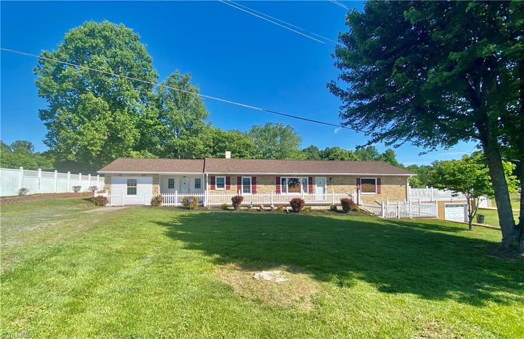 1916 Speer Bridge Rd, Yadkinville, NC 27055 Trulia