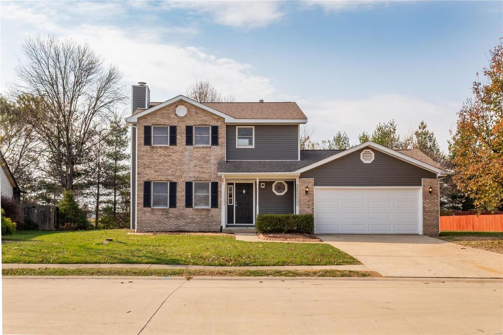 1237 Chancellor Dr, Edwardsville, IL 3 Bed, 3 Bath SingleFamily Home