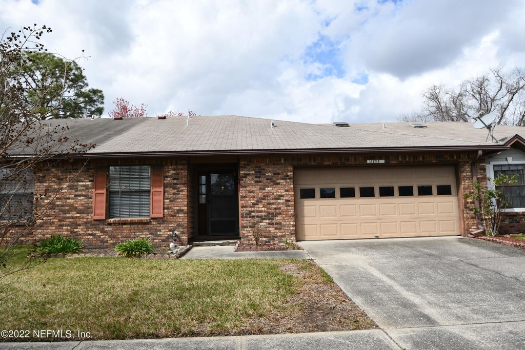11256 SPURLINE DR, Jacksonville, FL 32257