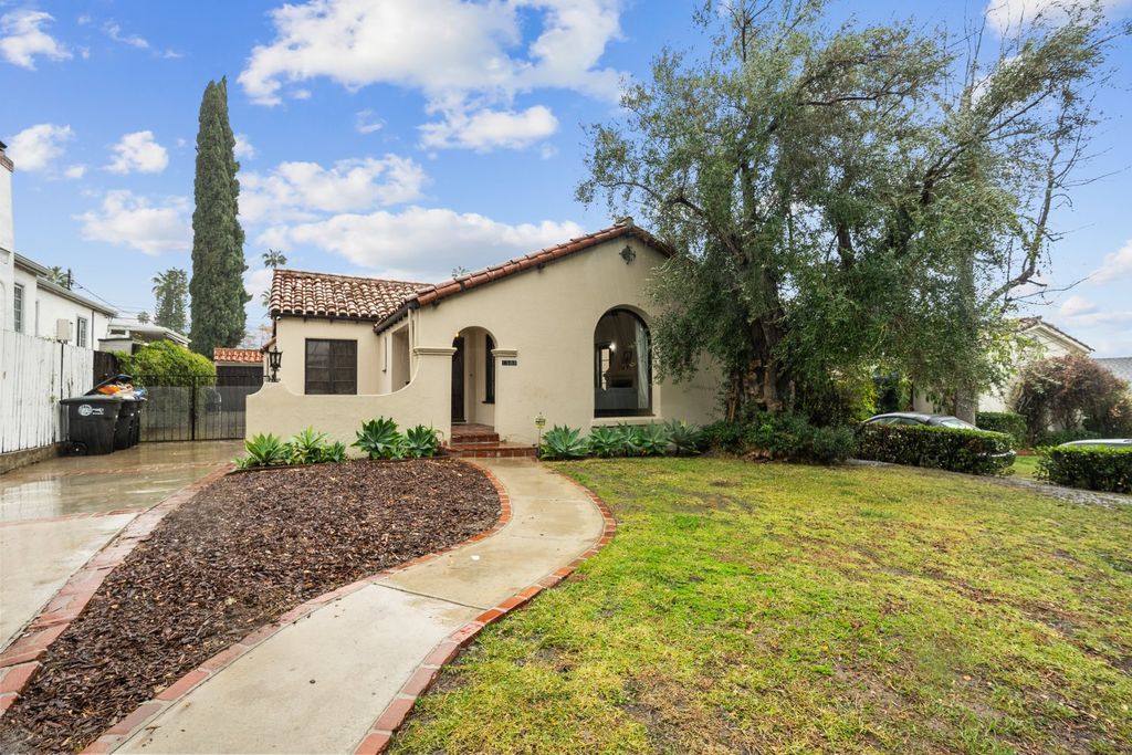 1500 Thompson Ave, Glendale, CA 91201
