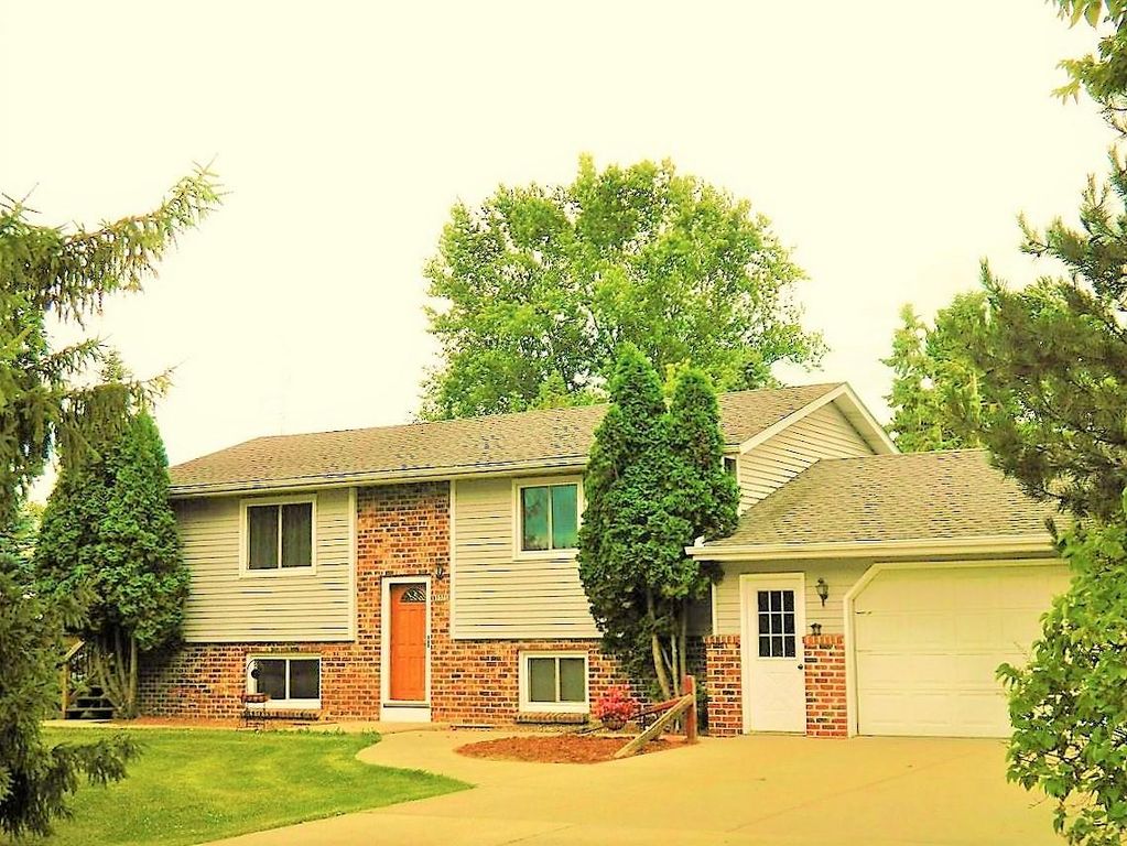 N8325 Parkview Dr, Ixonia, WI 53036 Trulia