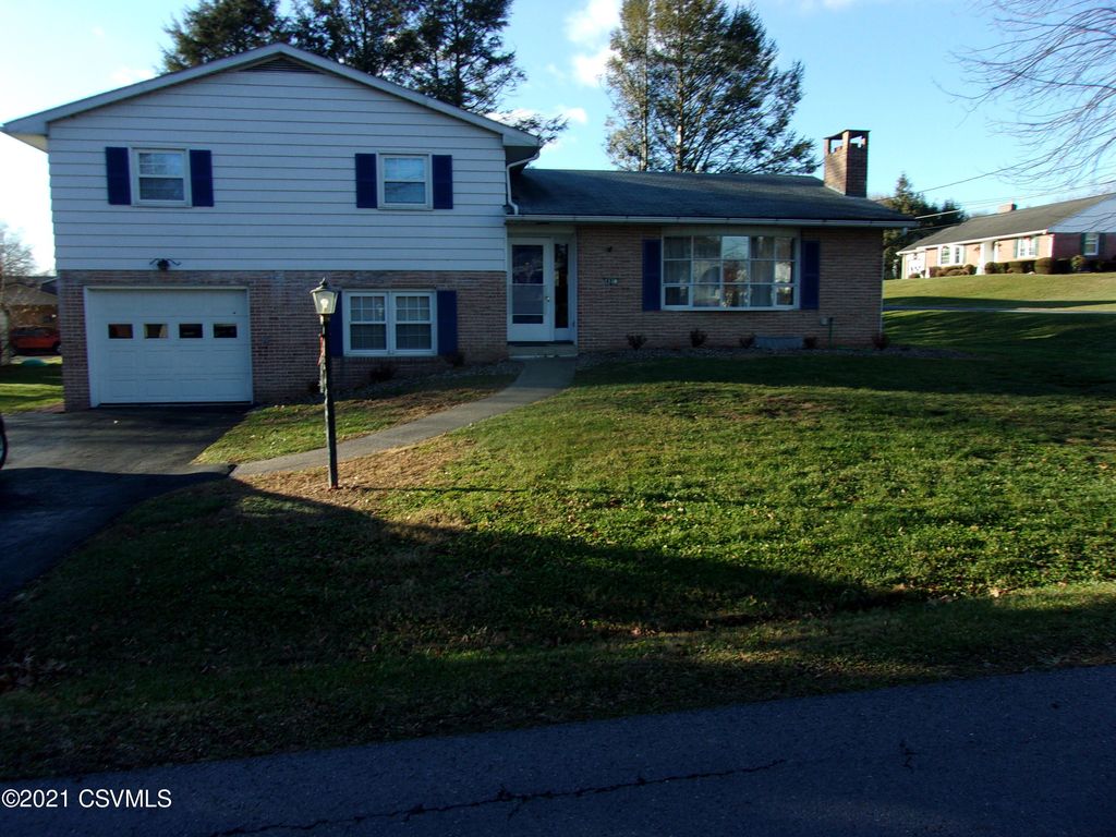 481 Franklin Ave, Milton, PA 17847