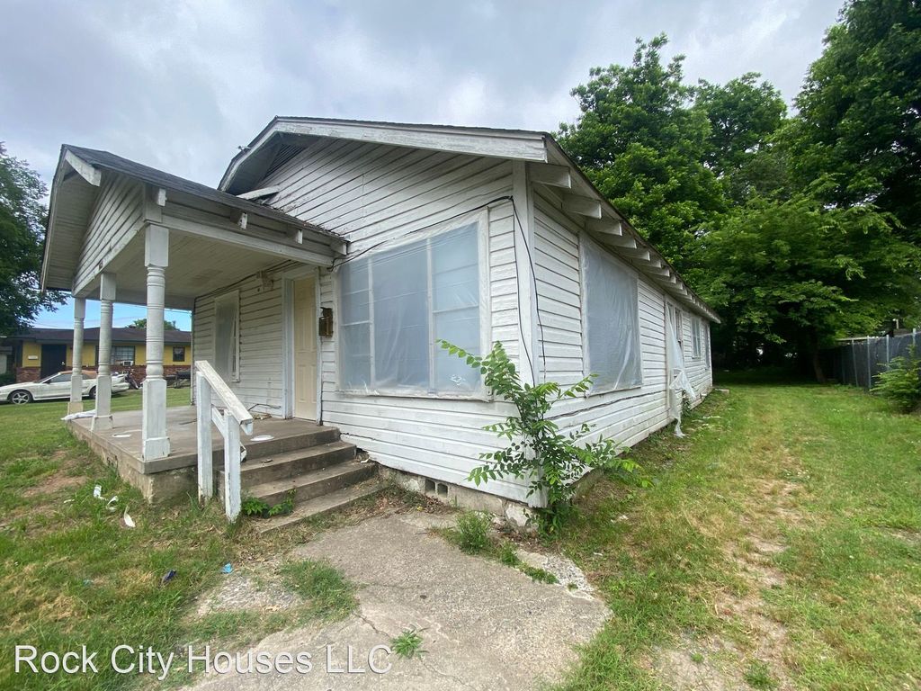 1413 Vine St, North Little Rock, AR 72114 - See Est. Value, Schools & More