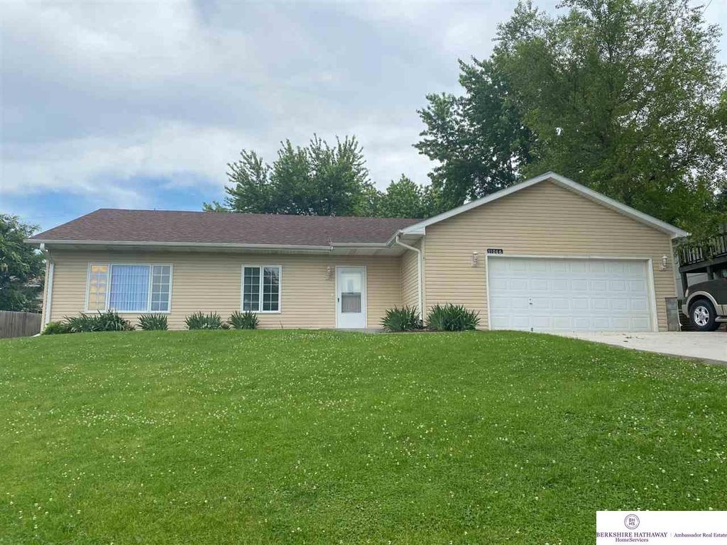 11066 N Lakeshore Dr, Blair, NE 68008 Trulia
