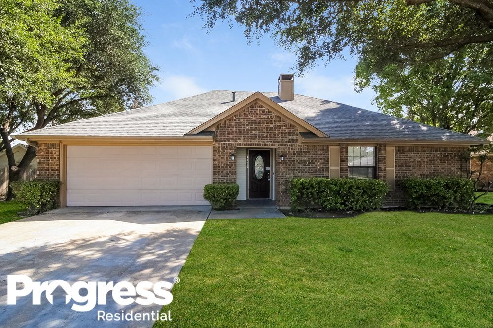 1317 Sparrow Ct, Desoto, TX 75115