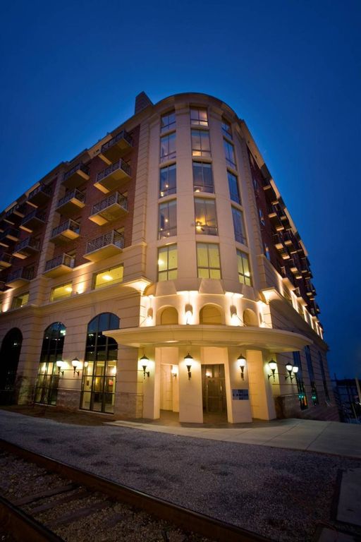 755 E Broad St, Athens, GA 30601