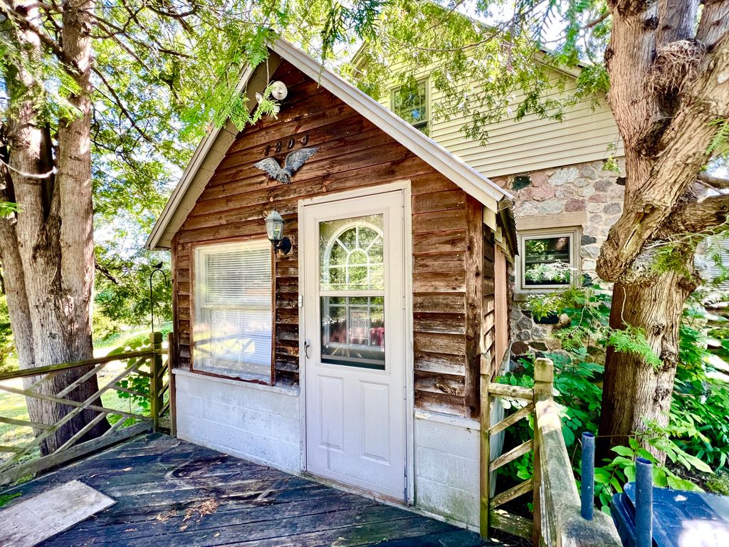 1204 NE Mullett Lake Rd, Indian River, MI 49749 MLS 201830394 Trulia