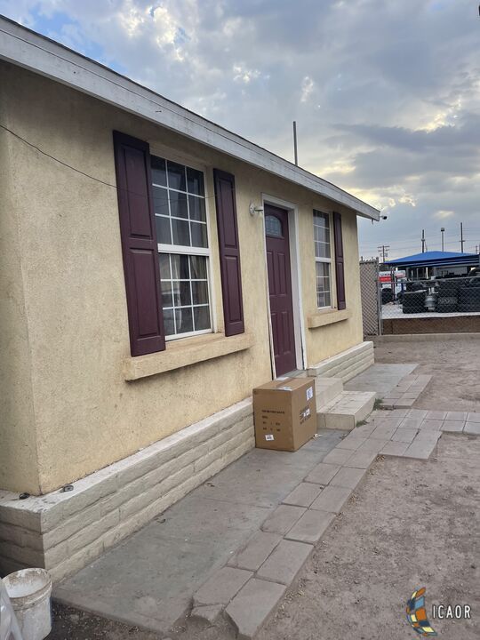 310 W Birch St, Calexico, CA 92231