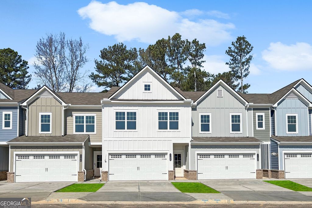 1196 Chastain Dr   #1196, Buford, GA 30518