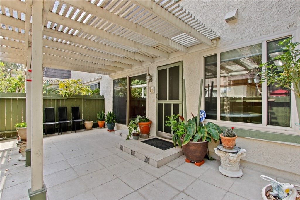 2864 E Jackson Ave #B, Anaheim, CA 92806