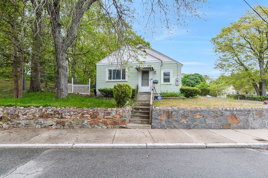 79 Birchcroft Rd, Hyde Park, MA 02136 - See Est. Value, Schools &amp; More