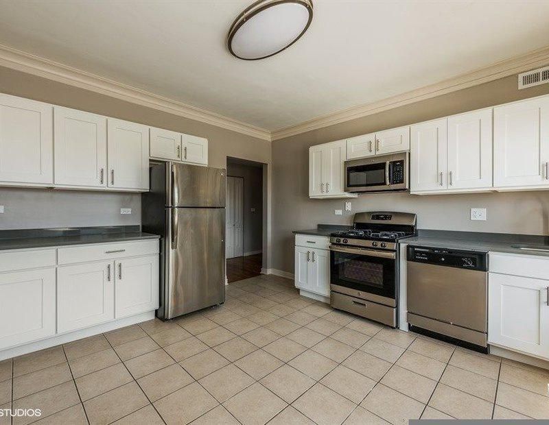 3718 W Fullerton Ave #2, Chicago, IL 60647