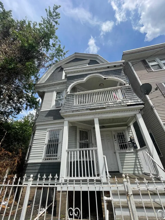 268 Ellis Ave #3 — photo 6 of 6