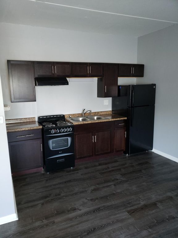 6929 Pershing Rd #1E, Stickney, IL 60402