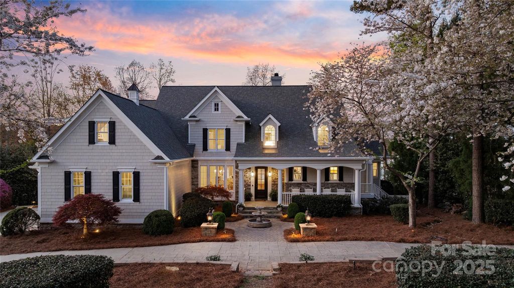 111 Moors End Loop, Mooresville, NC 28117