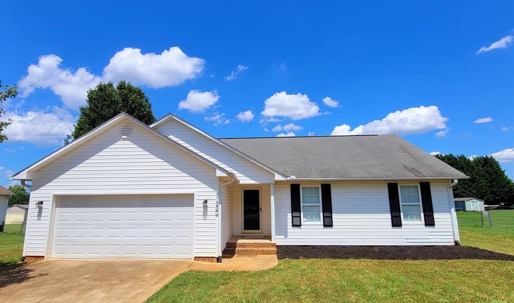 1330 Rd, Inman, SC 29349 See Estimated Value