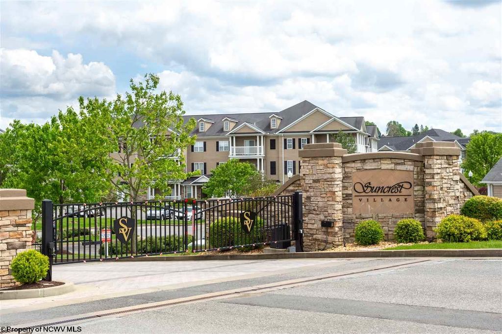 2821 Suncrest Vlg, WV 2 Bed, 2 Bath Condo 26 Photos
