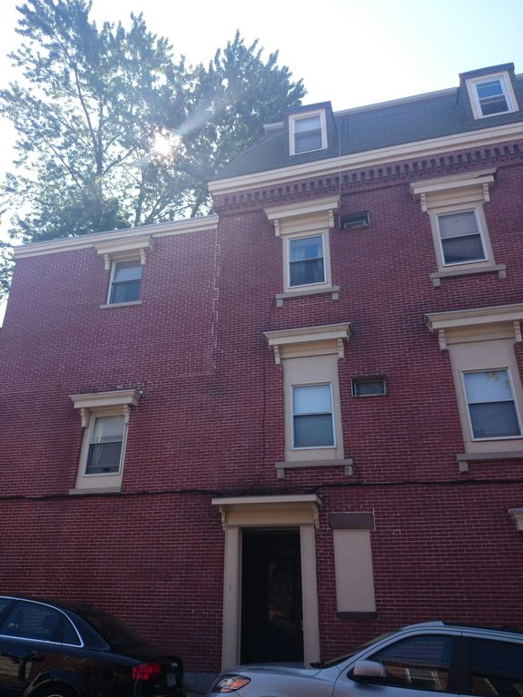 1 Salem St #4, Charlestown, MA 02129