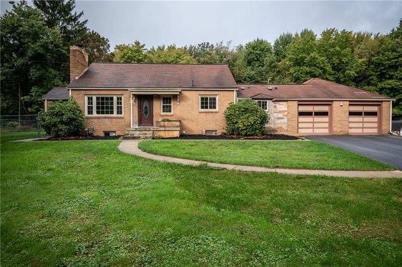 527 Bedford Rd, West Middlesex, PA 16159
