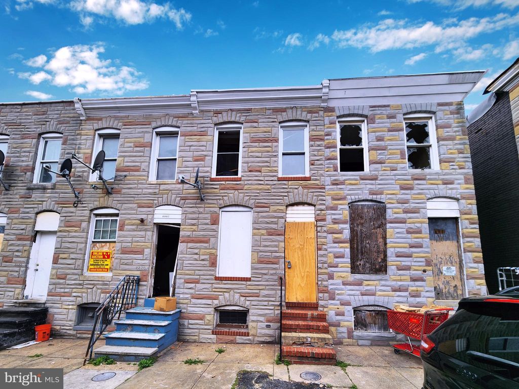 2218 Christian St, Baltimore, MD 21223