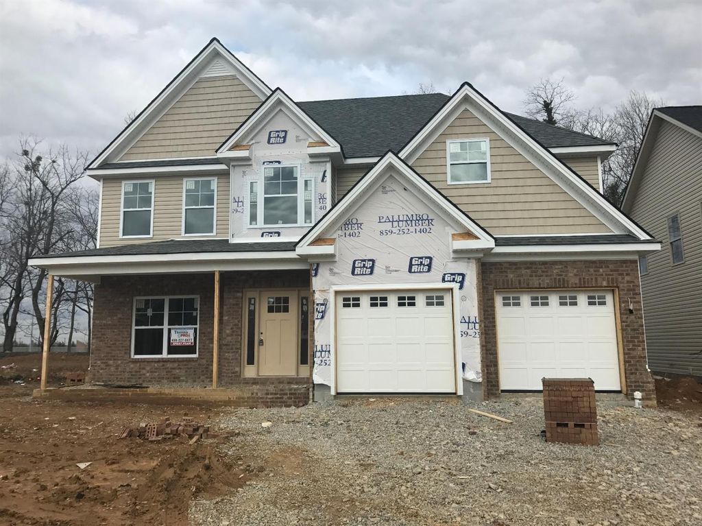 2017 Covington Dr, Lexington, KY 40509