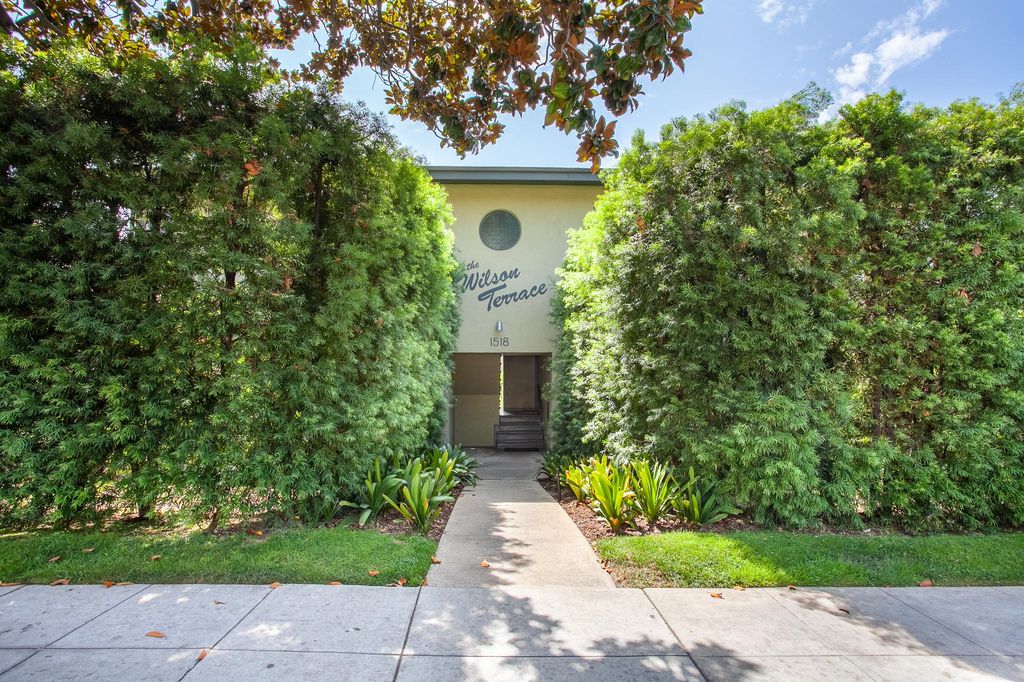 1518 E  Wilson Ave  #2, Glendale, CA 91206