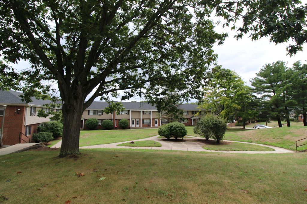 15 Goslee Dr 15, Manchester, CT 06040 Trulia