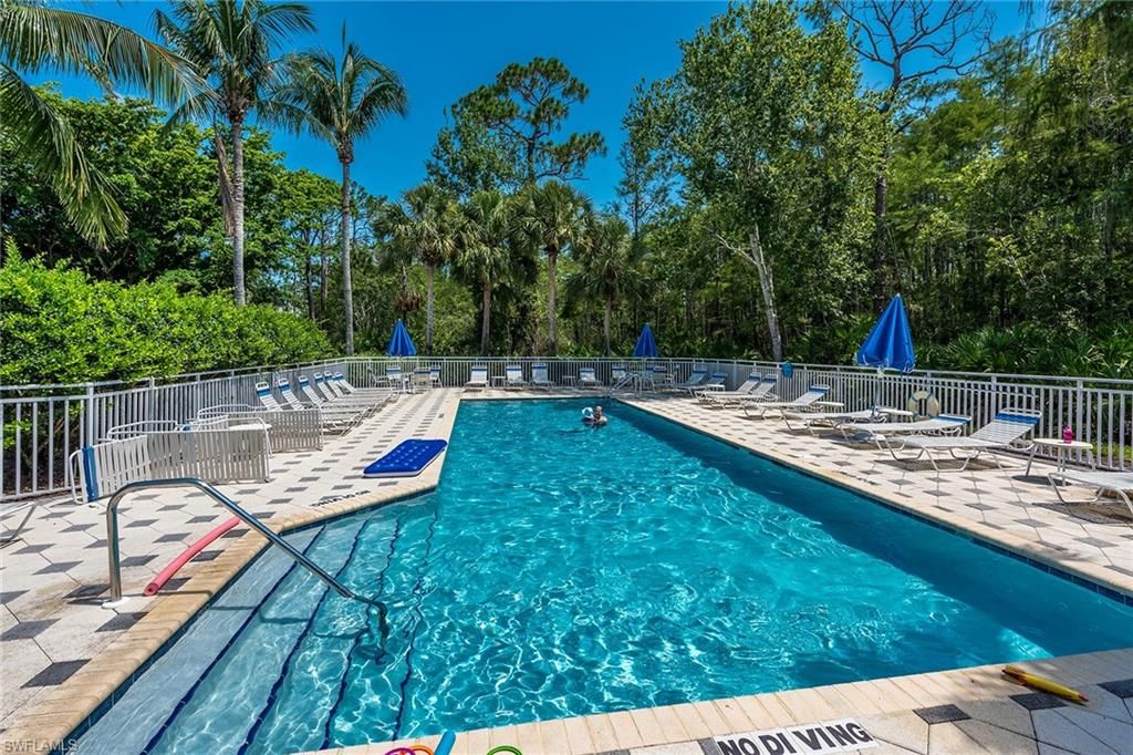 780 Tarpon Cove Dr 806, Naples, FL 3 Bed, 2 Bath Condo 23 Photos