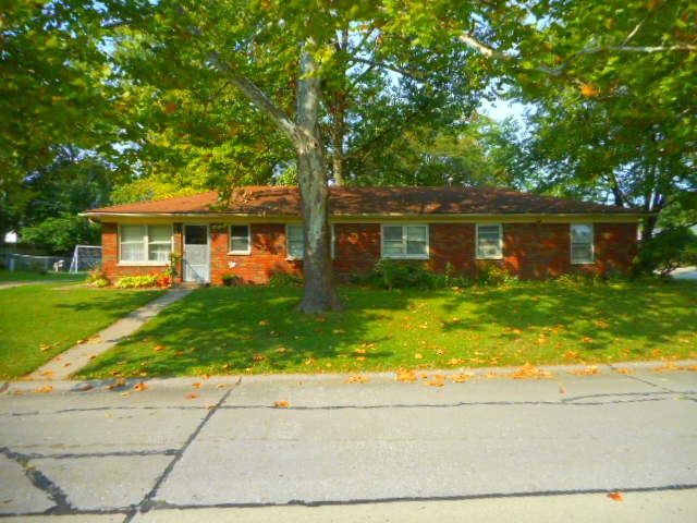 558 34th Ave, East Moline, IL 61244 | Trulia