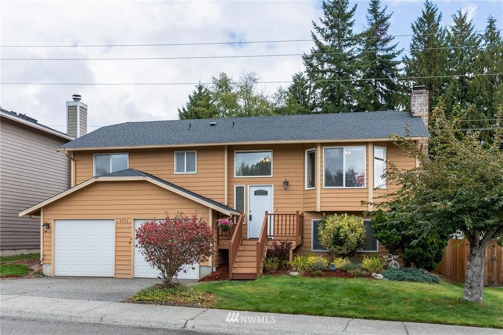 1711 90th Dr SE, Lake Stevens, WA 98258