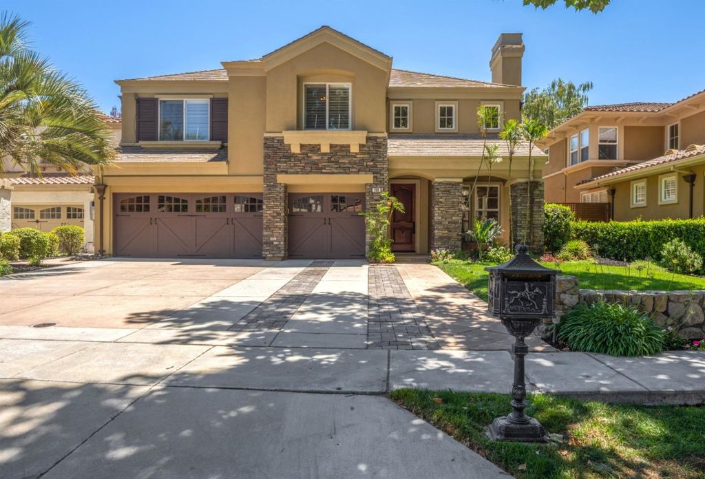 708 Iris Gardens Ct, San Jose, CA 95125
