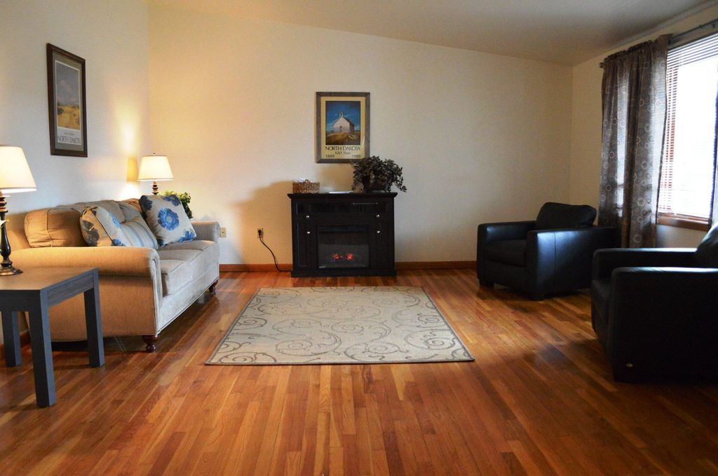 21 Dundee Dr 2, Minot Afb, ND 58704 Trulia