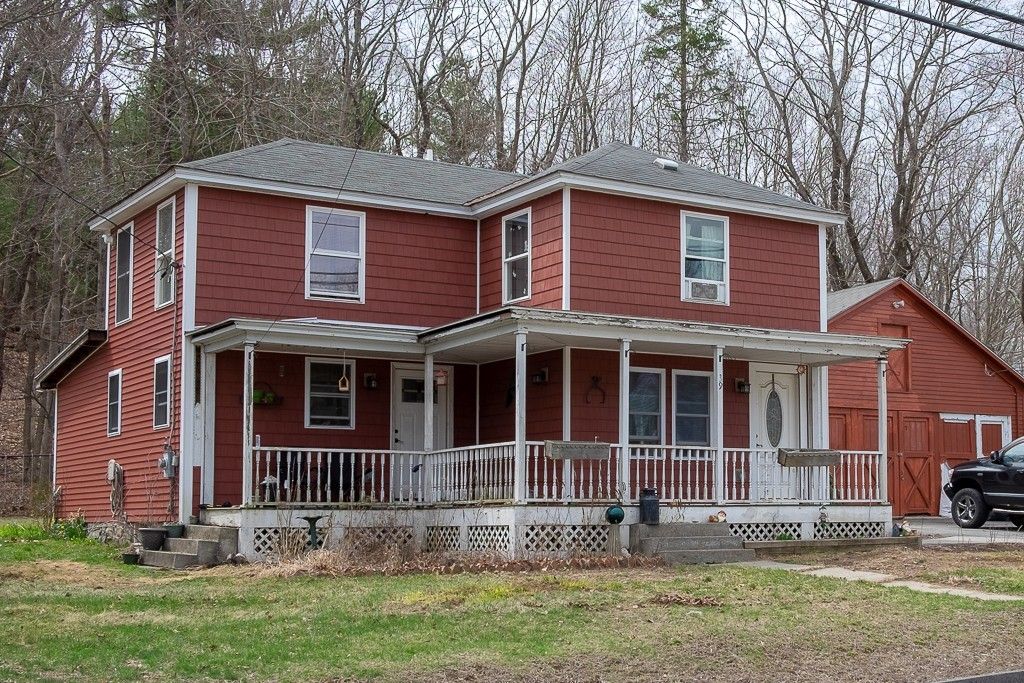 39 Leicester St, North Oxford, MA 3 Bed, 2 Bath SingleFamily Home