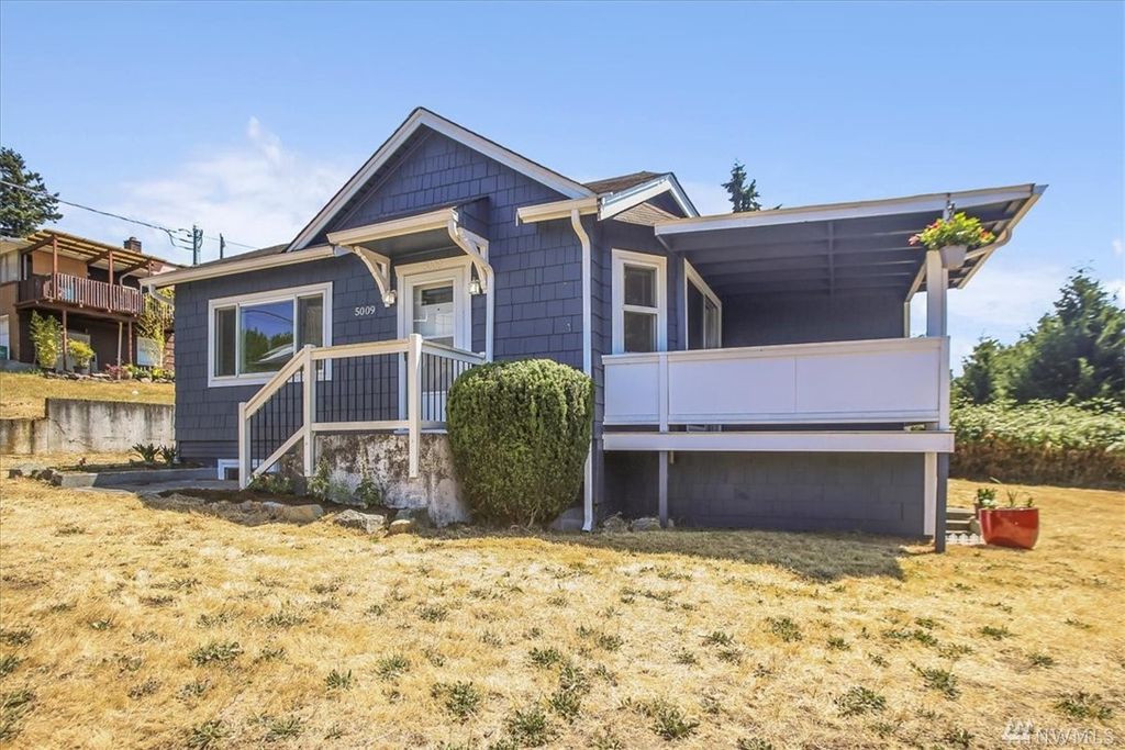 5009 S 112th St, Tukwila, WA 98178