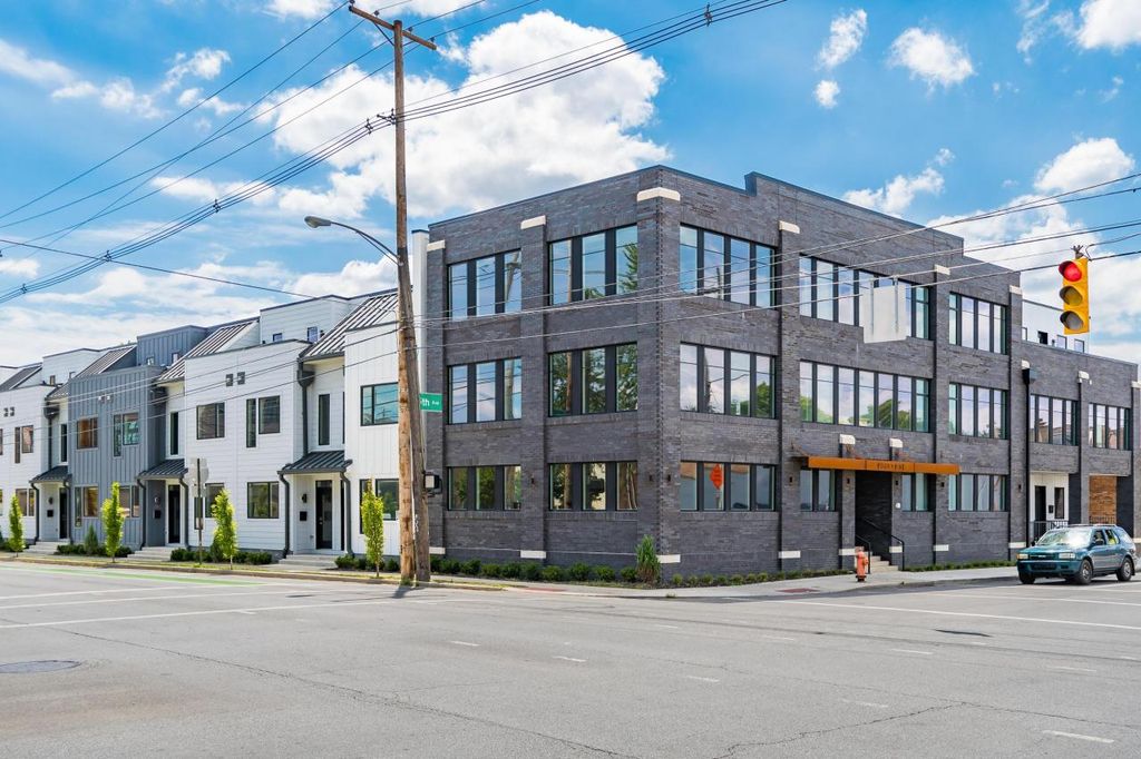 207 E 5th Ave #5, Columbus, OH 43201