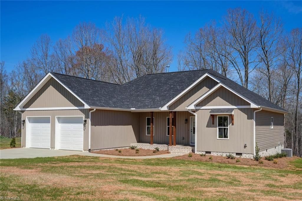 323 Chaney Loop Rd, Stoneville, NC 27048