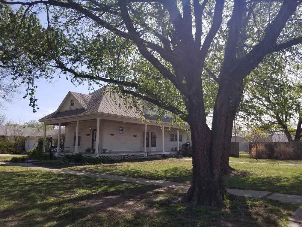 423 N Main St, Belle Plaine, KS 67013 Trulia