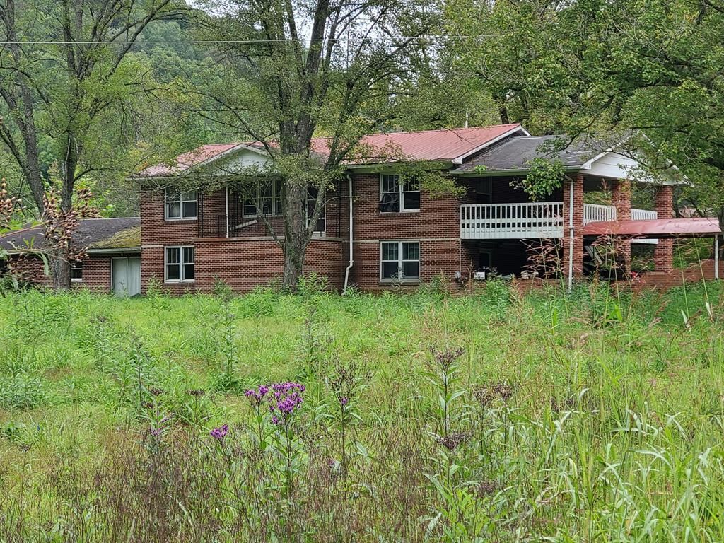 1962 & 1972 N Highway 1714, Pilgrim, KY 41250 Trulia