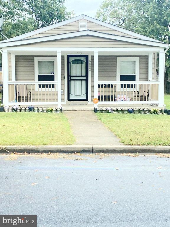 5802 Jefferson Heights Dr, Capitol Heights, MD 20743