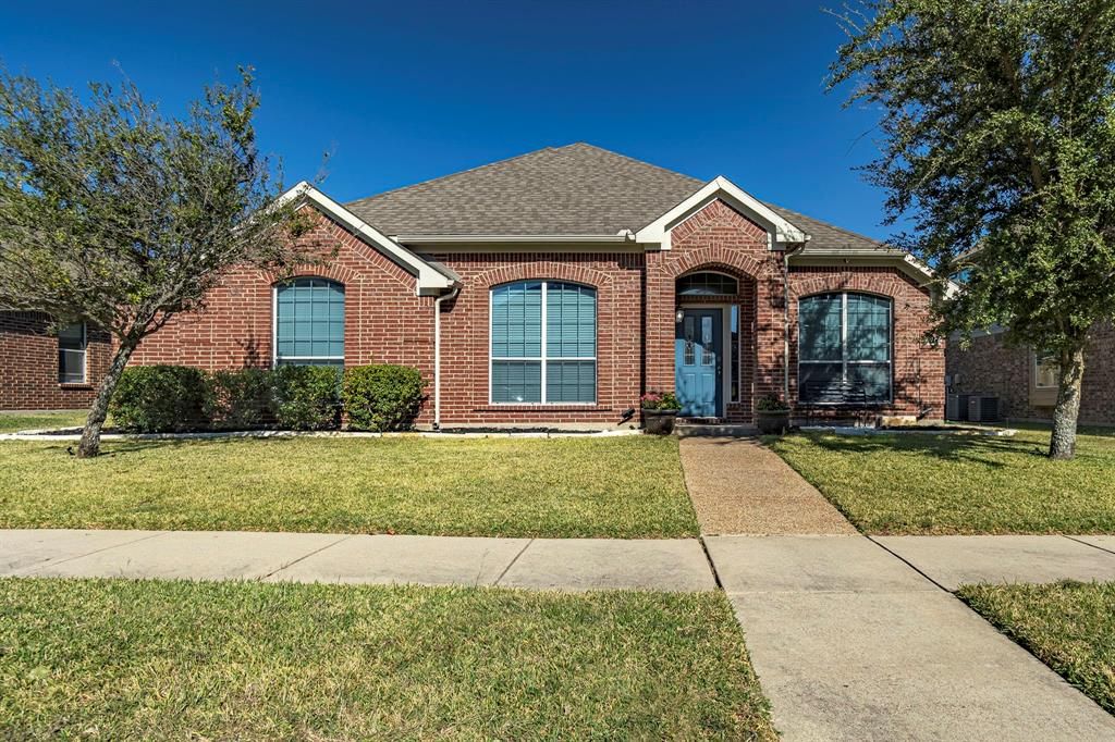 537 Shasta St, Desoto, TX 75115