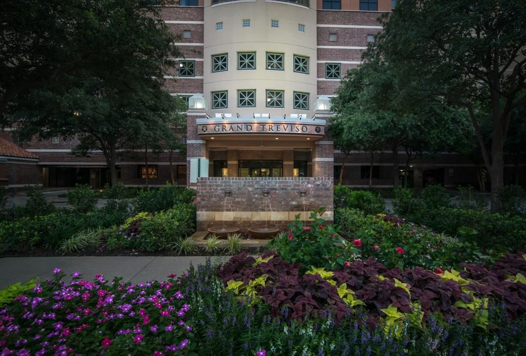 330 E Las Colinas Blvd #442, Irving, TX 75017