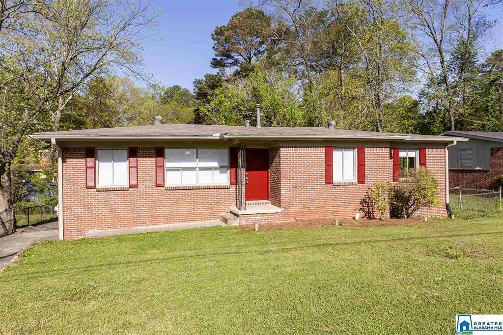 1332 Lake Ln   NE #25, Birmingham, AL 35215